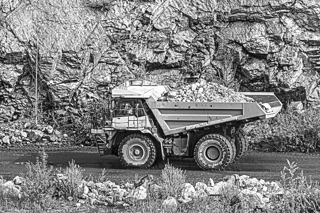 Off-road Dump Truck - MGS 1912