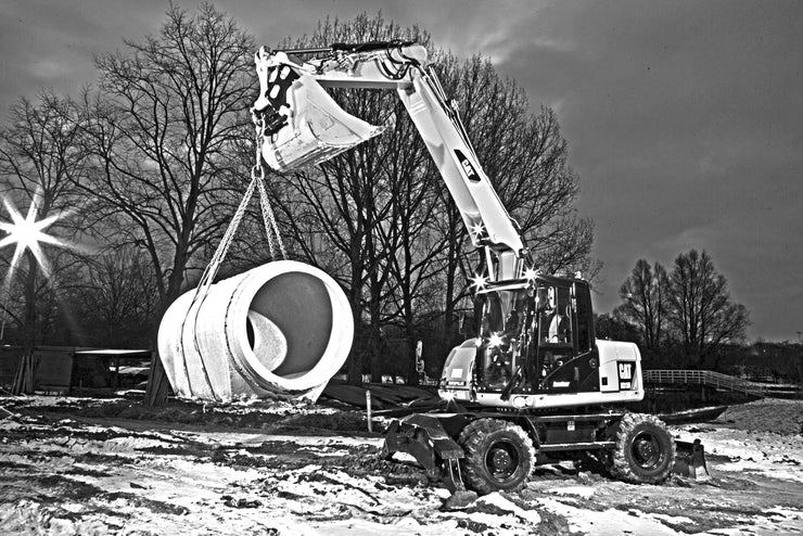 Pelle mécanique sur routes - MSG 1912
